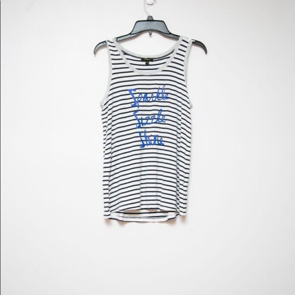 Sleeveless black and white top